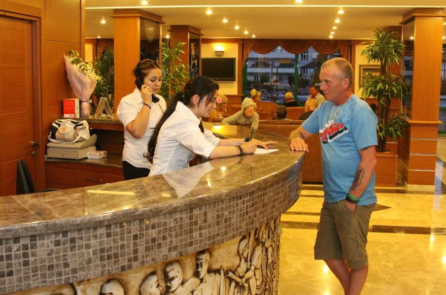 Esra Family Suite Hotel Altınkum Exteriör bild