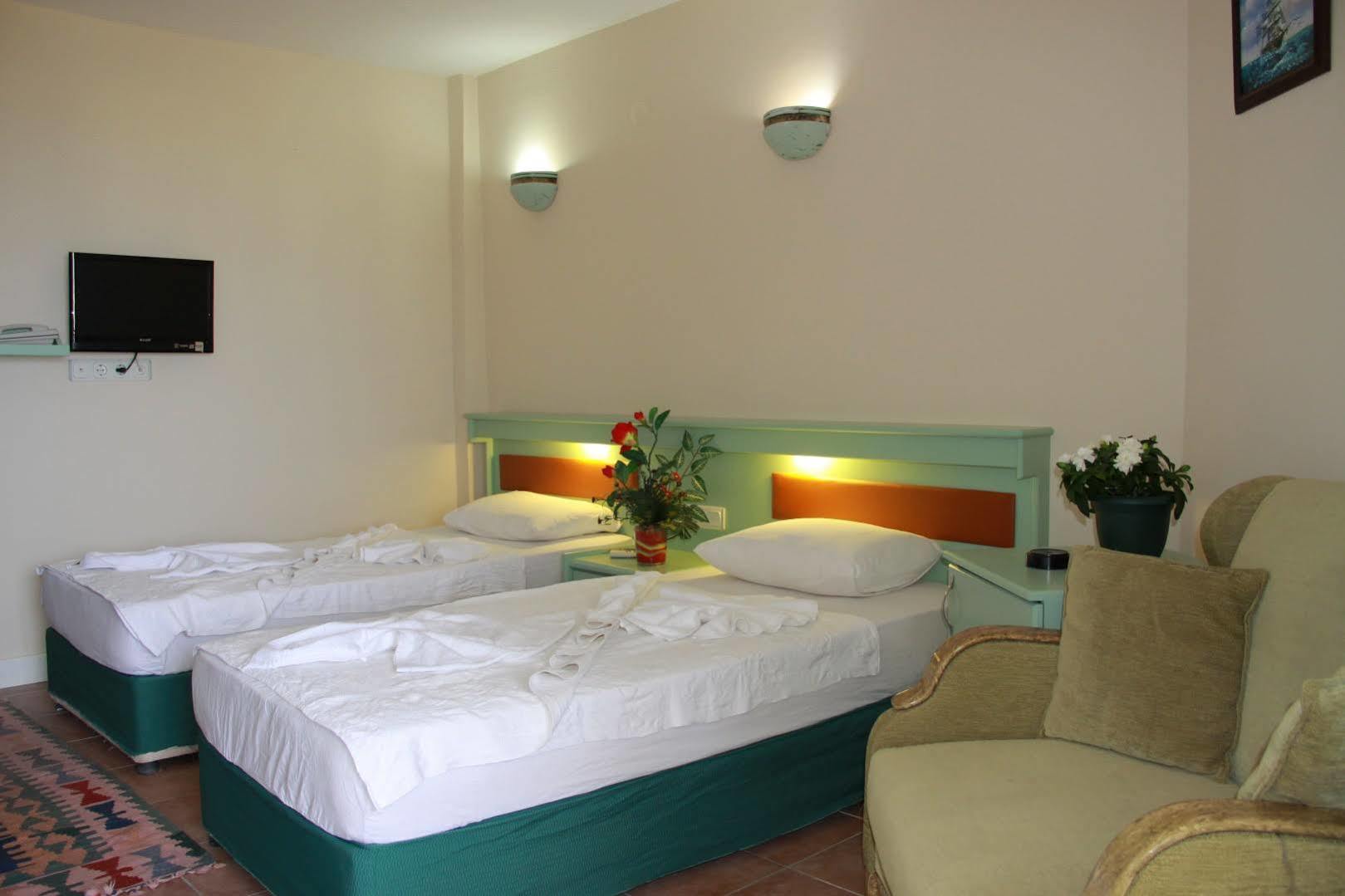 Esra Family Suite Hotel Altınkum Exteriör bild